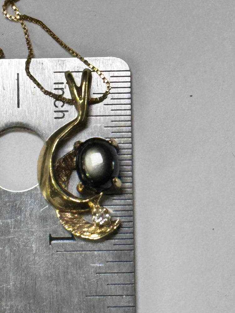 Vintage 14K Yellow Gold Star Sapphire Pendant Necklace with Diamond