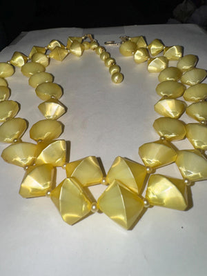 Vintage Japan Pastel Yellow Bead Necklace: Lightweight Two-Strand