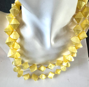 Vintage Japan Pastel Yellow Bead Necklace: Lightweight Two-Strand