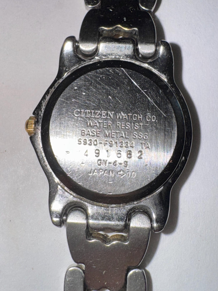 Vintage Citizen Elegance Watch: Two-Tone Black Dial Quartz