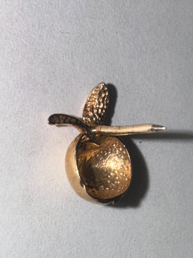 Vintage 14k Gold Apple Tie Tack: 3D Fruit Lapel Pin