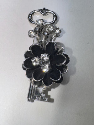Vintage Skeleton Key Brooch with Black Enamel Flower and Rhinestones – Mid-Century Costume Jewelry