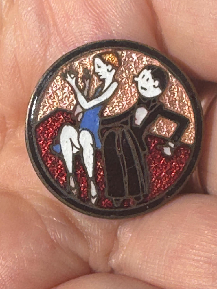 Art Deco Czech Enamel Pin – John Held Jr. Style Dancing Couple – 1920s Czechoslovakia Brooch Fapper Pin