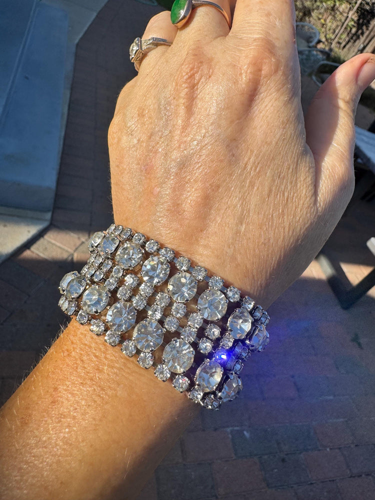 Vintage Weiss Style Austrian Crystal Rhinestone Cuff Bracelet – Wide 32.5mm 7 Inch Statement with Secure Clasp – Possibly Unsigned Weiss