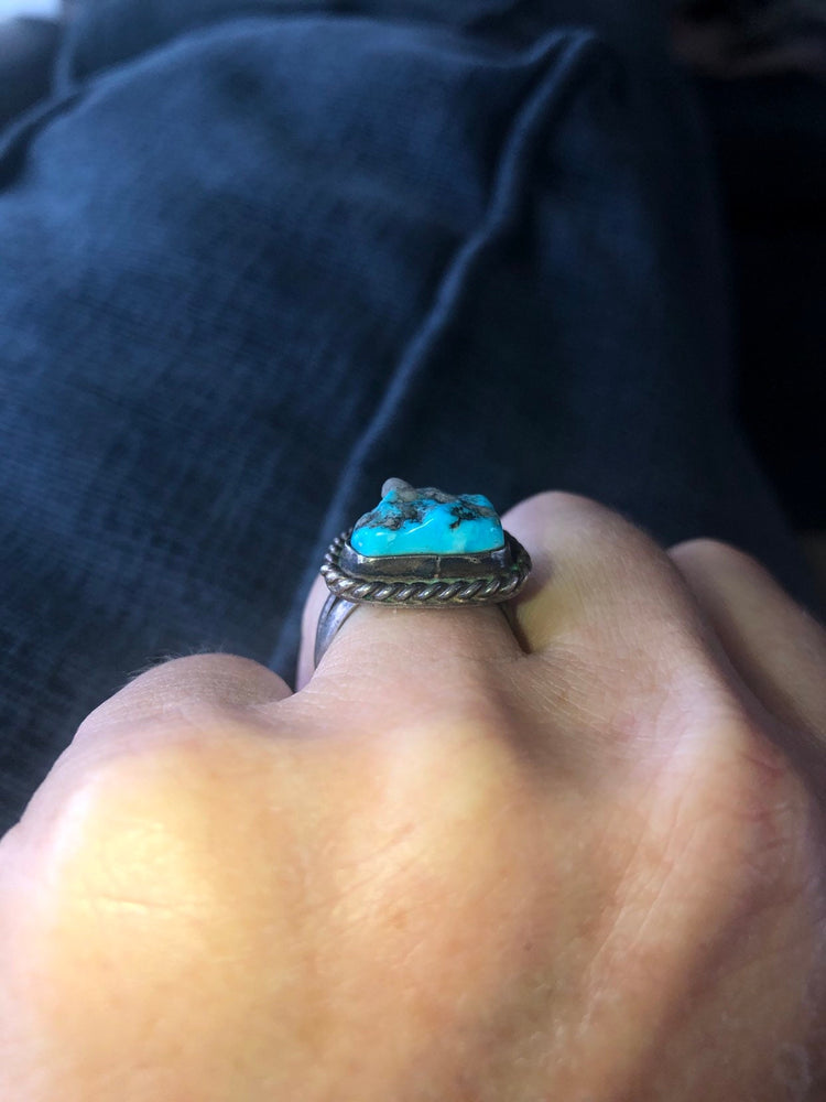 Stunning vintage Native American Indian sterling silver turquoise ring 5.5 raw not heat treated, nugget
