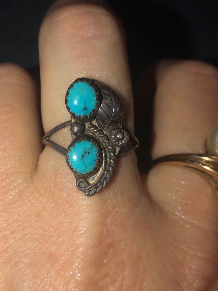 Vintage Native American Indian turquoise double gemstone Size 6.75 Navajo