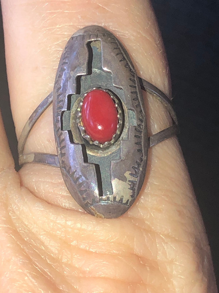 Vintage Native American Indian ring red coral sterling silver size 8.5 shadowbox southwestern sterling silver
