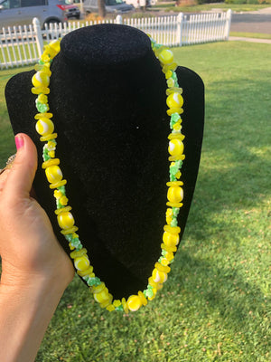 Gorgeous vintage antique bright yellow & green glass flowers beaded necklace