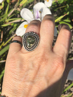 Vintage Green Turquoise Ring - Sterling Silver - Old Pawn Native American Indian - Size 5