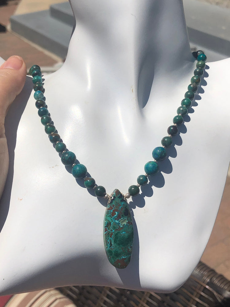 Vintage green Chrysocolla Beaded necklace/pendant 18.75 inches long sterling silver beads and clasp Southwestern